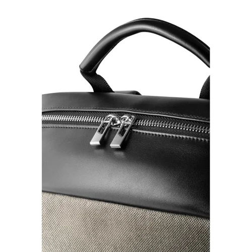 Zaino porta pc Branve da 15.6" in tessuto e similpelle con cinturini regolabili sui lati e impugnatura rinforzata