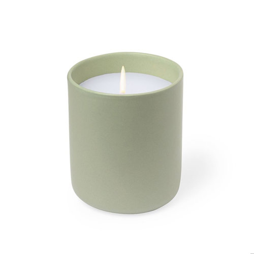Candela aromatica alla vaniglia in vasetto di ceramica con confezione in carta kraft