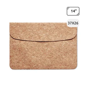 Custodia porta pc da 14" in sughero con chiusura magnetica 37x26cm