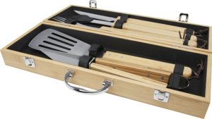 Set per barbecue da 5 pezzi Seasons in una confezione regalo in bambù