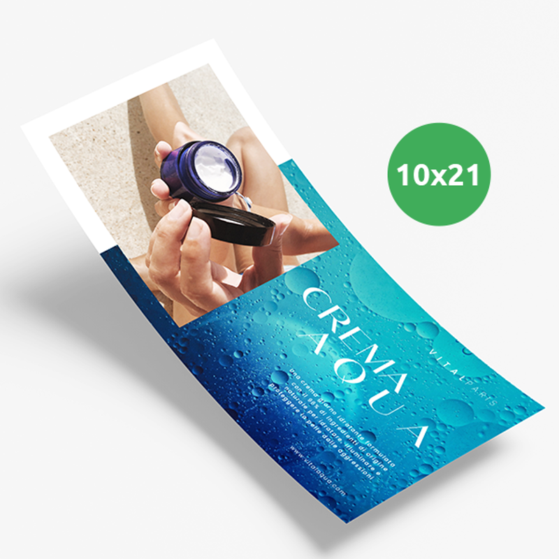 Volantini formato 10x21 stampati su carta patinata. Possibilità di richiedere anche il progetto grafico