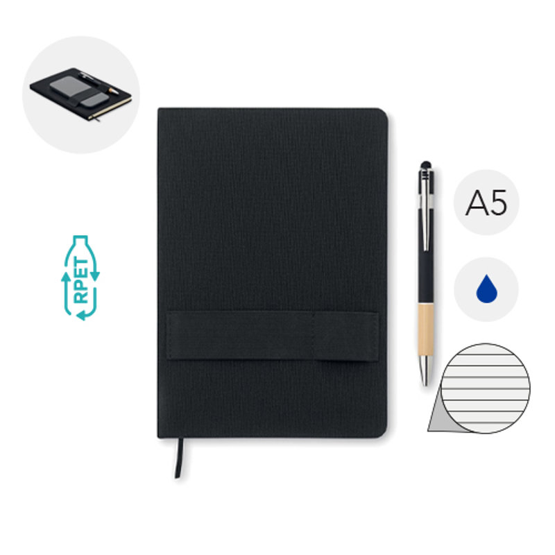 Notebook A5 con copertina rigida in RPET ed elastico porta cellulare con penna a sfera ad impugnatura in bambù refill blu