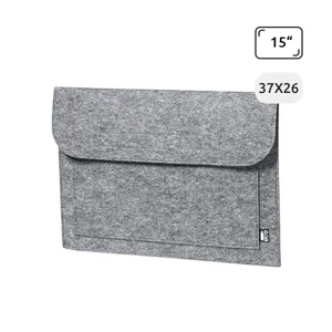 Custodia porta pc da 15" in feltro RPET con tasca frontale e chiusura in velcro 37x26cm