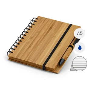 Block notes A5 con spirale e copertina bambù con 140 fogli a righe in carta riciclata e inclusa una penna a sfera con refill blu