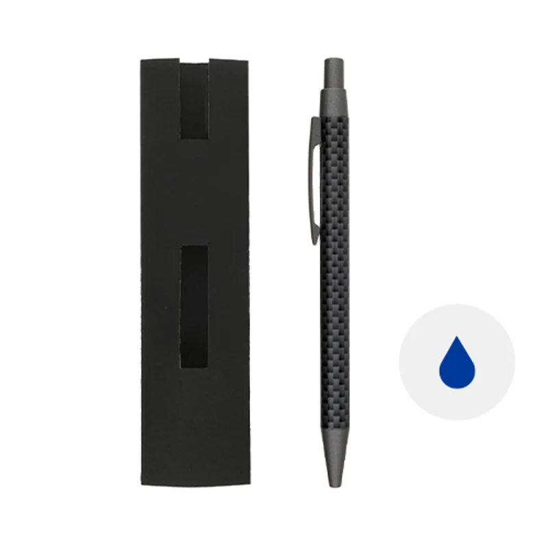 Penna a sfera in metallo con decorazione simil carbonio sul corpo refill blu