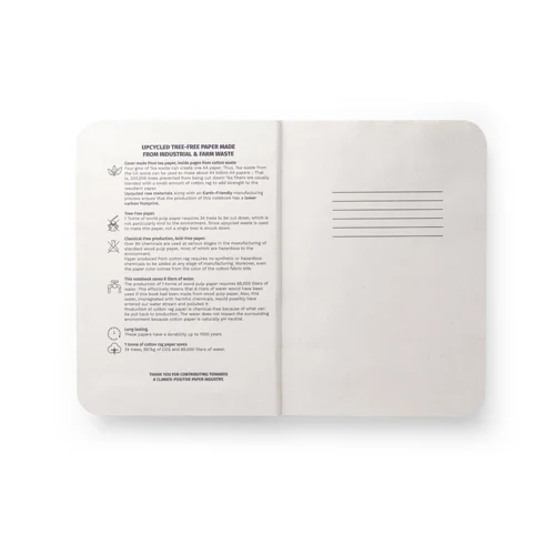 Block note A5 con copertina semirigida composta da carti della foglie di té e 100 pagine a righe prodotta con scarti di cotone