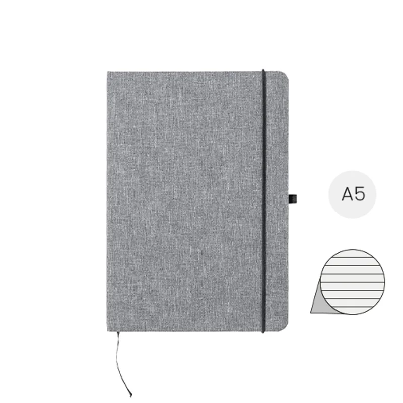 Block notes in formato A5 con copertina in RPET e 100 fogli a righe e con segnalibro ed elastico in gomma