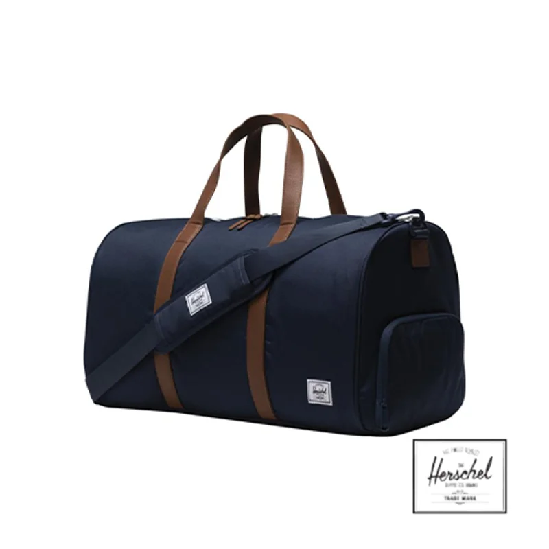 Borsone Herschel Novel in tessuto riciclato certificato con scomparto per scarpe e cerniera impermeabile 30x28x52cm