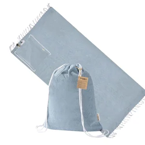 Telo mare in cotone riciclato trasformabile in sacca da 170gr 90x180cm