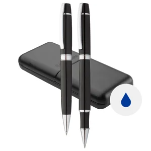 Set di penne a sfera e roller in metallo con finitura cromate lucide in confezione regalo in pelle PU e refill blu