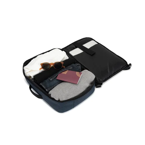 Zaino porta pc da 15" in poliestere riciclato con grande tasca centrale