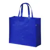 Shopper in RPET a soffietto con finitura laminata in diverse colorazioni con mainici lunghi da 105gr 42x35x15cm