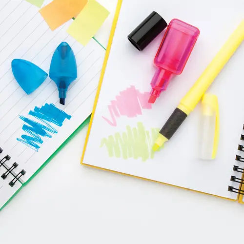 Evidenziatore in plastica