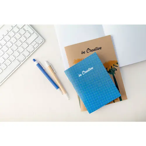 Quaderno A6 con copertina personalizzabile in carta kraft e fogli neutri in carta riciclata