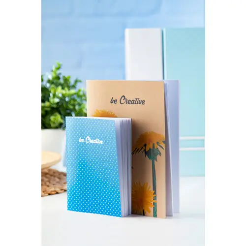 Quaderno A6 con copertina personalizzabile in carta kraft e fogli neutri in carta riciclata