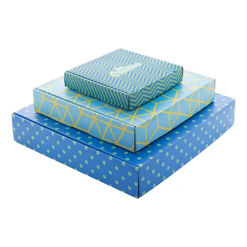 Scatola Postale S Bassa con striscia auto sigillante 163×154×30mm