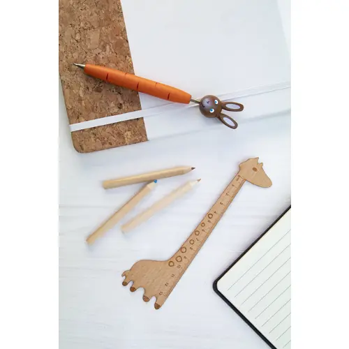 Righello in legno di varie forme