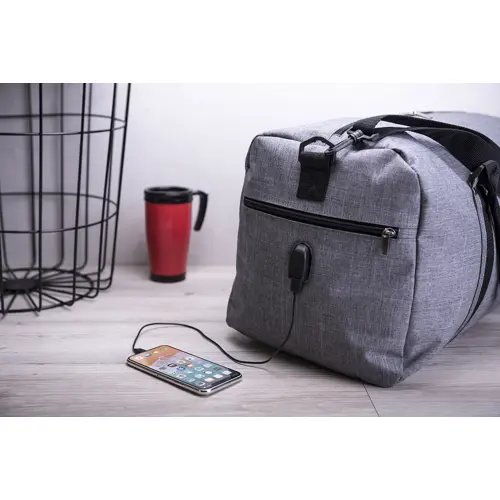 Borsone sportivo in poliestere con tracolla e porta USB integrata per power bank 50x30x29cm