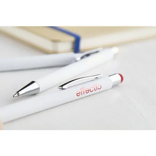 Penna a sfera in alluminio con rivestimento in gomma per incisione colorata in coordinato con la punta touch e refill blu