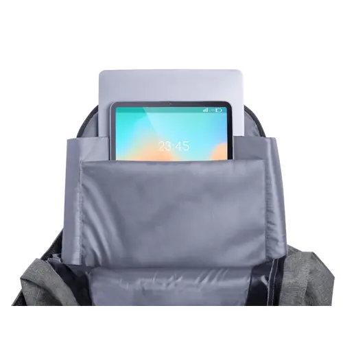 Zaino porta PC da 15" in RPET con tasca antitaccheggio nascosta e aggancio trolley