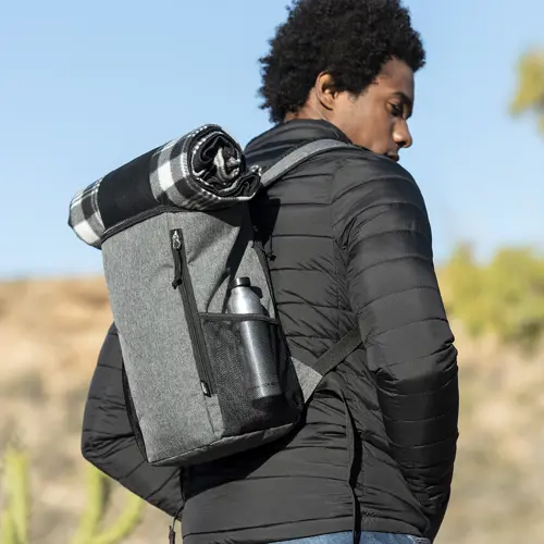 Zaino termico in RPET con imbottitura in PEVA e spallacci imbottiti 21×38×17cm