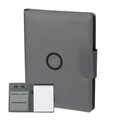 Cartella portadocumenti in RPET con block note A4 da 20 fogli a righe e caricabatterie rapido magnetico wireless 10W