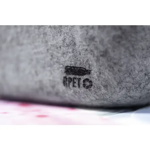 Astuccio in feltro RPET con coperchio in bambù completo di righello portacellulare ed elastico di chiusura