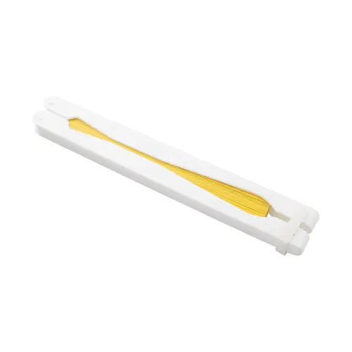 Ventaglio in carta con supporto in plastica disponibile in vari colori