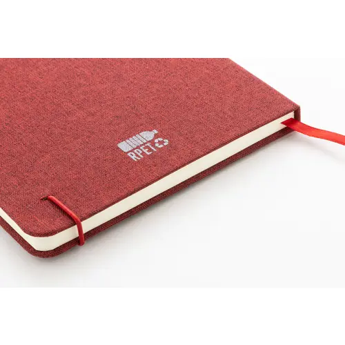 Block notes A5 con copertina in RPET e 80 fogli neutri con segnalibro e portapenna 