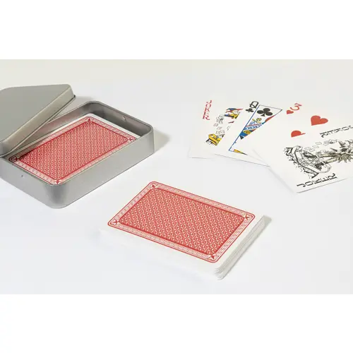 Carte da gioco classiche in carta riciclata in una scatola di latta