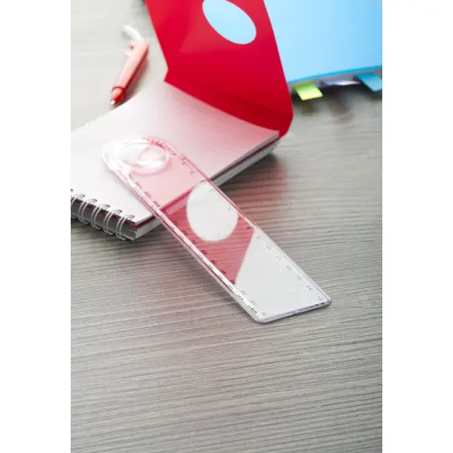 Righello trasparente con lente