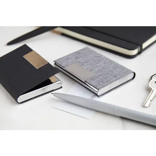 Porta biglietti da visita rivestito in poliestere RPET