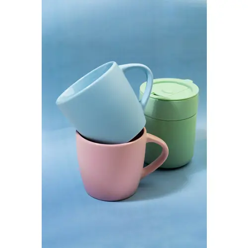Tazza da viaggio da 300ml in ceramica rivestita con silicone e coperchio in plastica PP