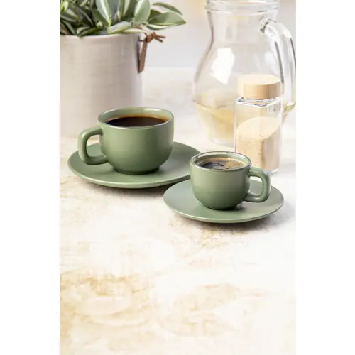 Set tazzine da caffè in ceramica con finitura opaca con piattini e scatola bianca da 85ml