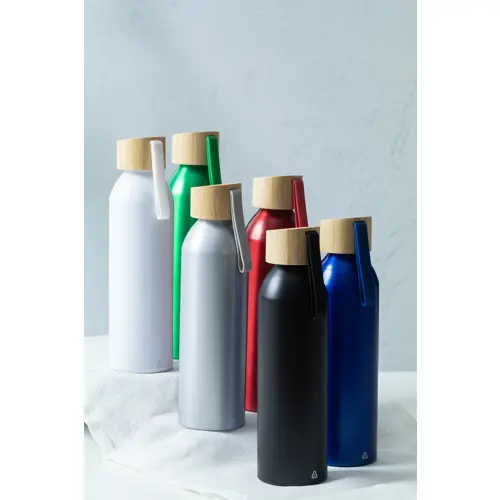 Borraccia in alluminio riciclato e coperchio bambù e laccio in silicone da 600ml