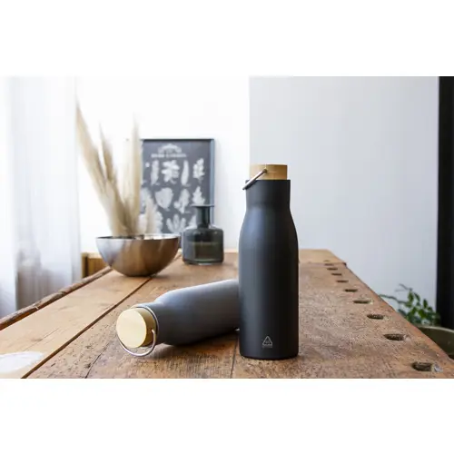 Borraccia doppia parete in acciaio inox riciclato con coperchio in bambù e manico 500ml