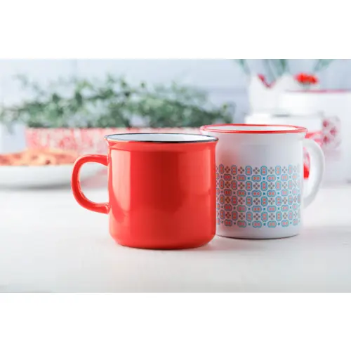 Tazza vintage in ceramica con bordino nero, interno bianco ed esterno colorato 320ml