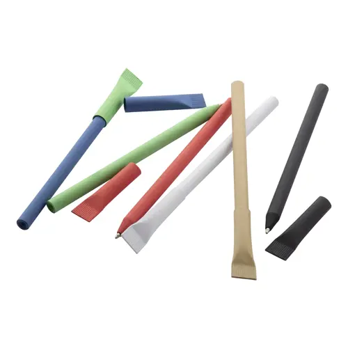 Penna in carta riciclata disponibile in vari colori con cappuccio e refill blu