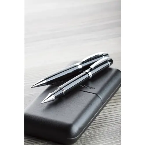 Set di penne a sfera e roller in metallo con finitura cromate lucide in confezione regalo in pelle PU e refill blu