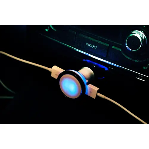 Caricatore USB da auto con led