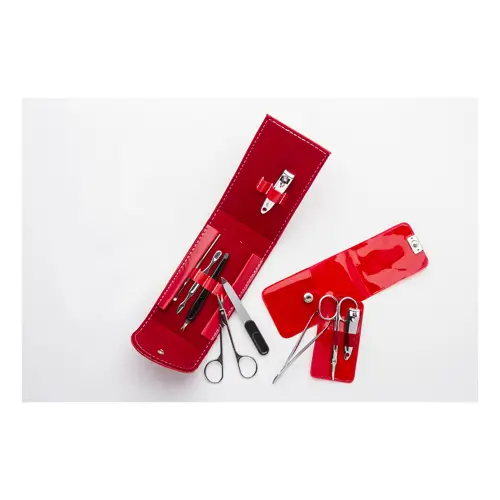 Set manicure in custodia di PVC colorata