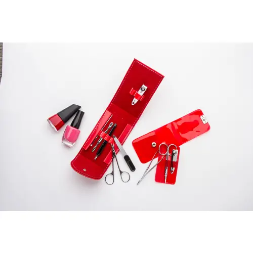 Set manicure in custodia di PVC colorata