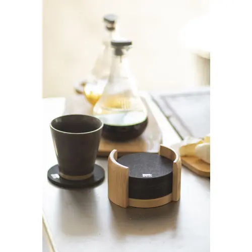 Set 10 sottobicchieri in RPET e contenitore in bambù