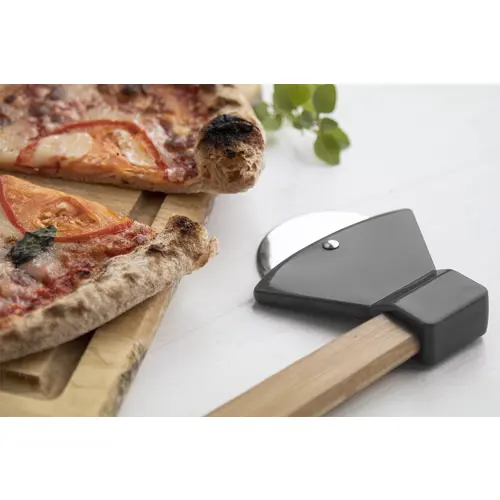Taglia pizza a forma di ascia con manico in bambù e lama inox