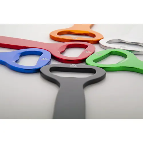 Apribottiglie in alluminio riciclato