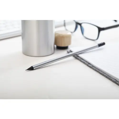 Matita HB temperata in legno di colore nero con finitura metallizzata e gomma nera