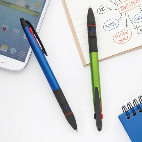 Penna a sfera in plastica multicolore disponibile in vari colori e con punta touch e tre refill nero rosso blu