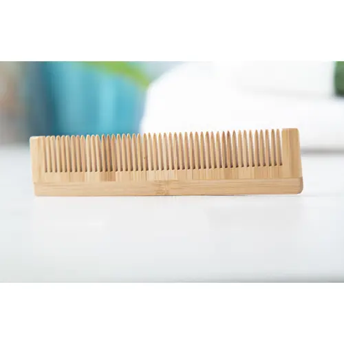 Pettine in bambù in confezione regalo di carta kraft