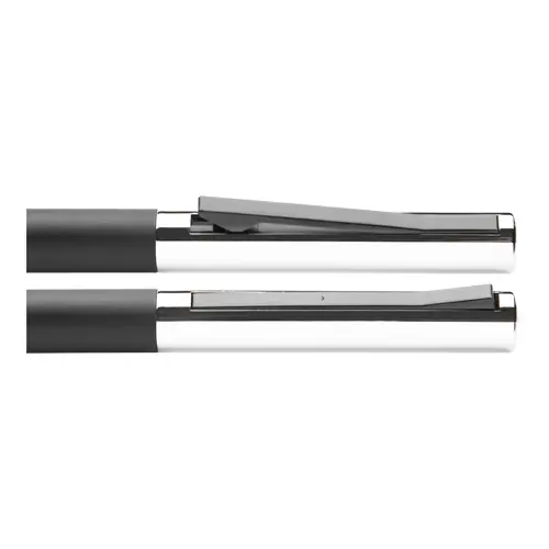 Penna a sfera in alluminio con particolare movimento della clip confezionata in scatola di metallo e refill blu