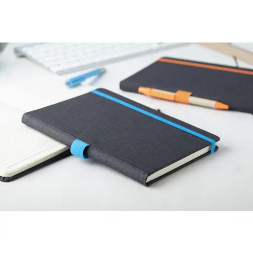 Block notes A5 con copertina in pelle PU e 96 fogli a righe e con elastico segnalibro e portapenne in coordinato